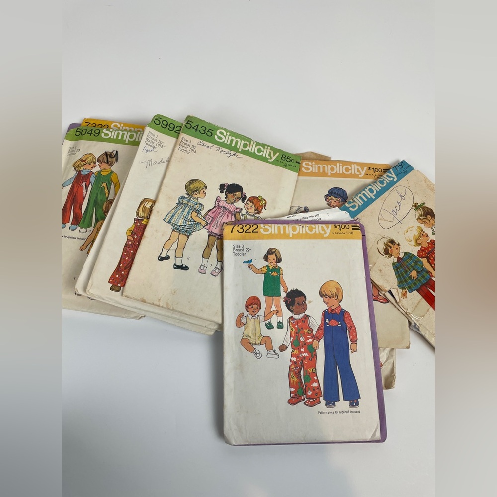SIMPLICITY SEWING PATTERNS Vintage 70s Children’s Clothes LOT OF 11 Cut & Uncut